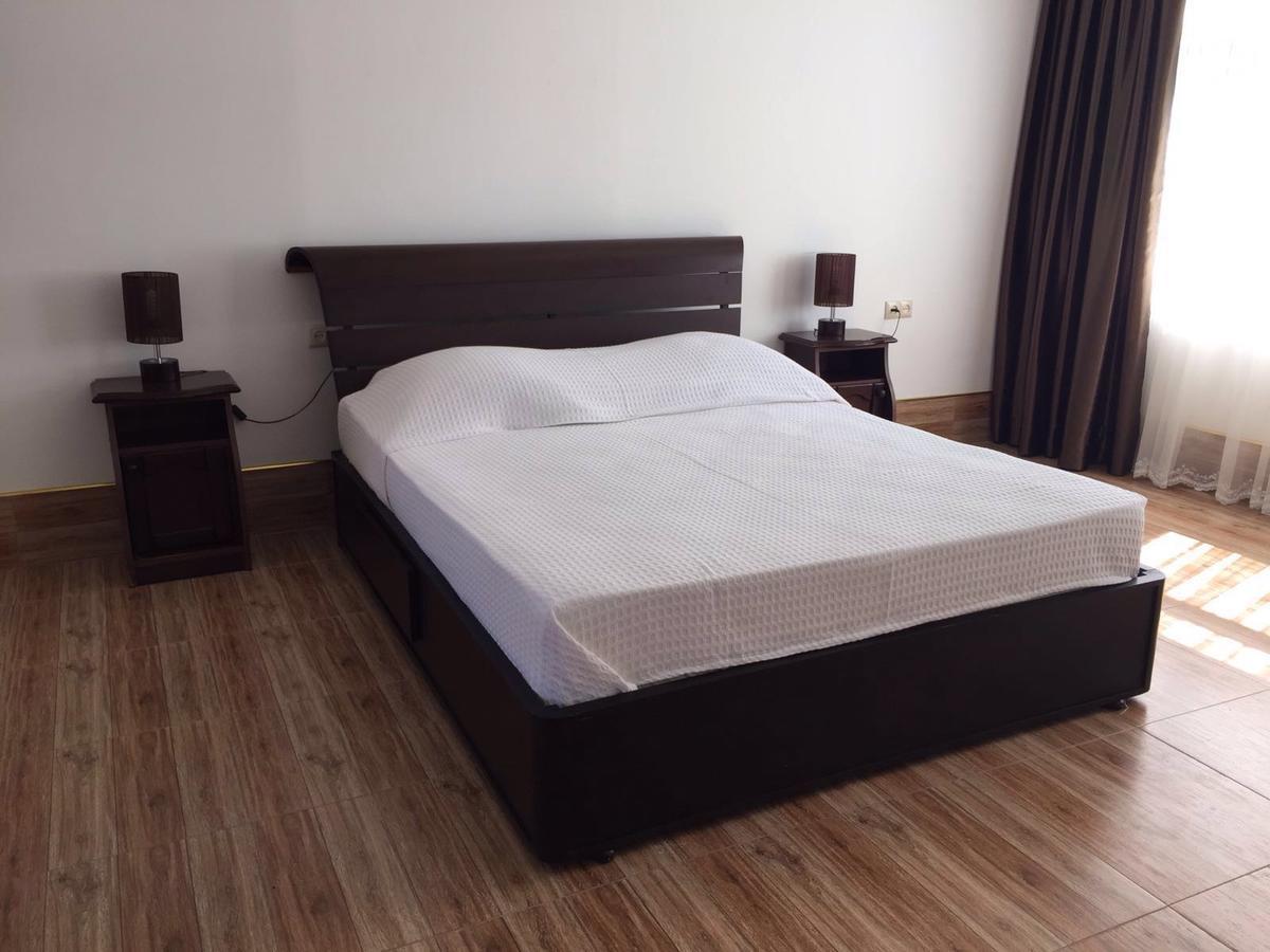 Hotel Simpatia Kobuleti Ngoại thất bức ảnh