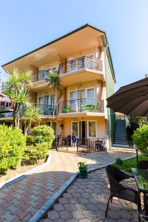 Hotel Simpatia Kobuleti Ngoại thất bức ảnh