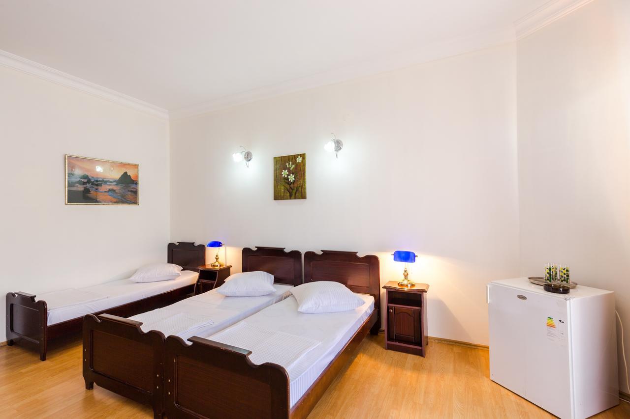 Hotel Simpatia Kobuleti Ngoại thất bức ảnh