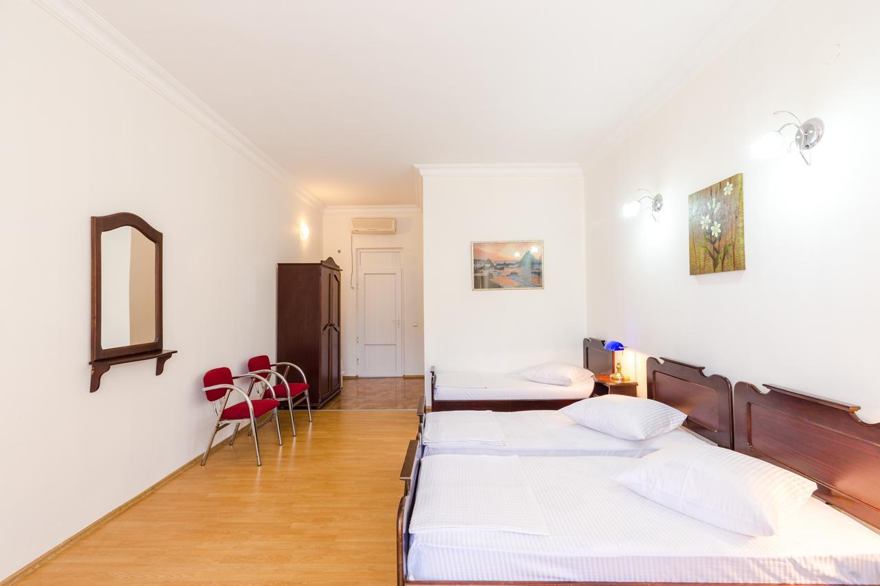 Hotel Simpatia Kobuleti Ngoại thất bức ảnh