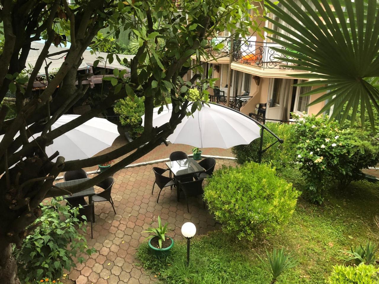 Hotel Simpatia Kobuleti Ngoại thất bức ảnh