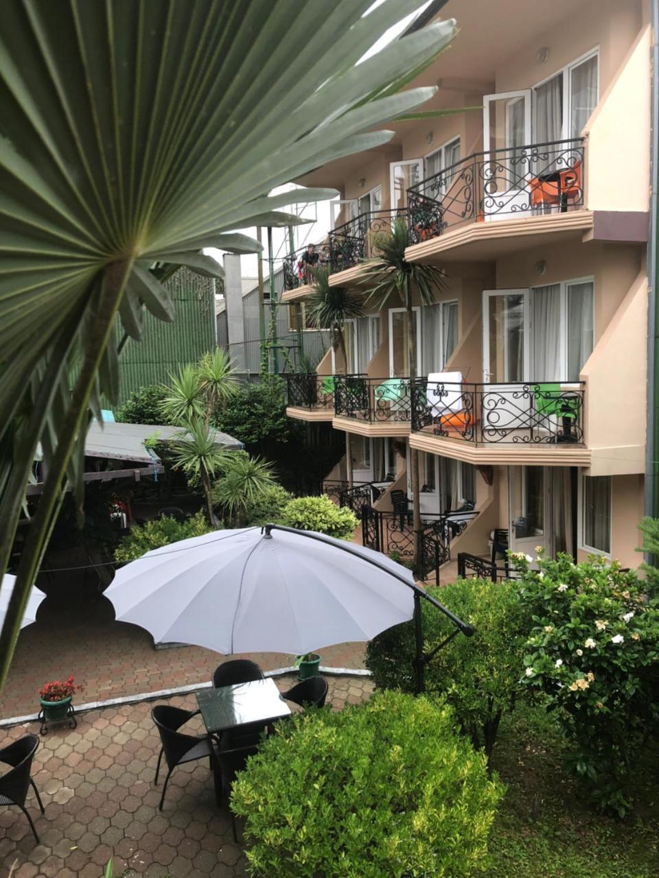 Hotel Simpatia Kobuleti Ngoại thất bức ảnh